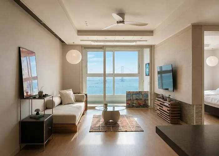Bamin Stay-direct Ocean View Of Gwangandaegyo Bridge In Gwangalli Apartment
