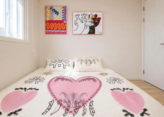 Bamin Stay-direct Ocean View Of Gwangandaegyo Bridge In Gwangalli Apartment Busan